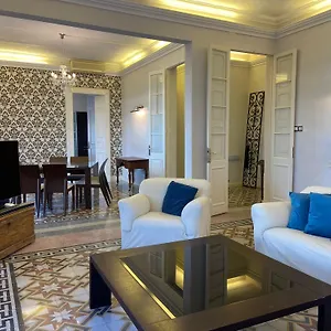 https://seaview-valletta-apartment.hotelssaintjulians.com
